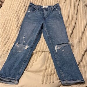 Abercrombie & Fitch Distressed 90s straight ultra high rise Jeans in Blue